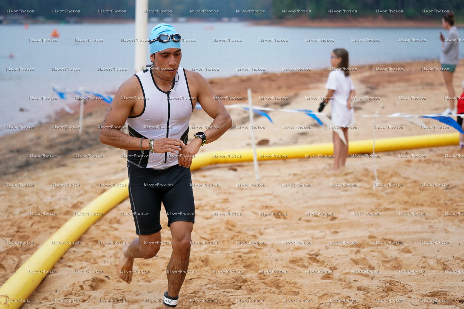 Triathlon photograph at Tugaloo Olympic, Sprint, and Aquabike