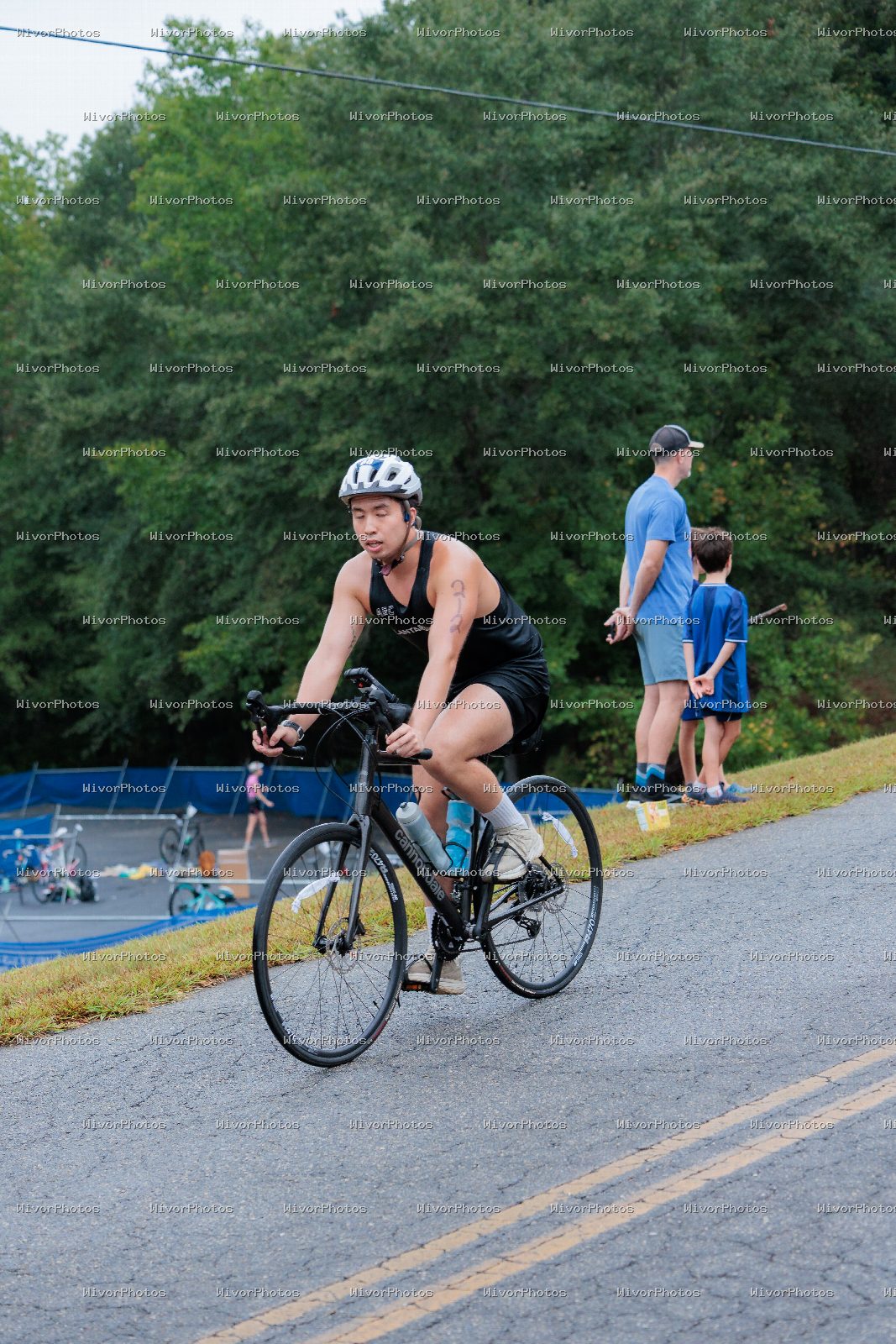 Triathlon photograph at Tugaloo Olympic, Sprint, and Aquabike