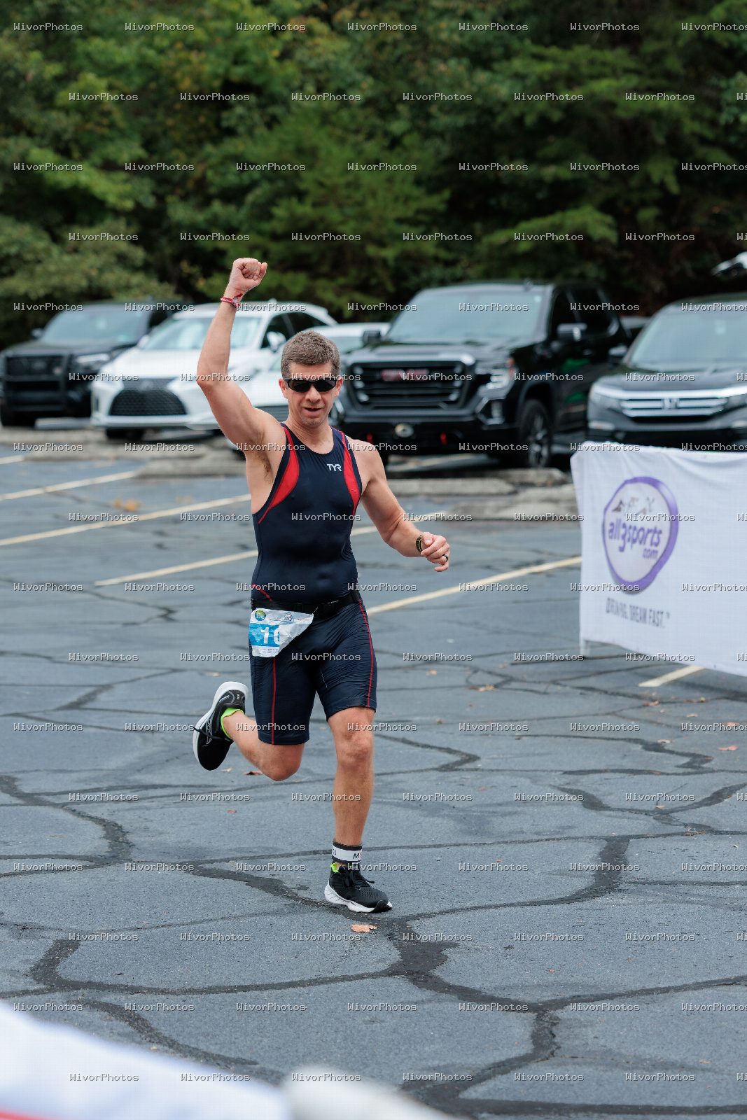 Triathlon photograph at Tugaloo Olympic, Sprint, and Aquabike