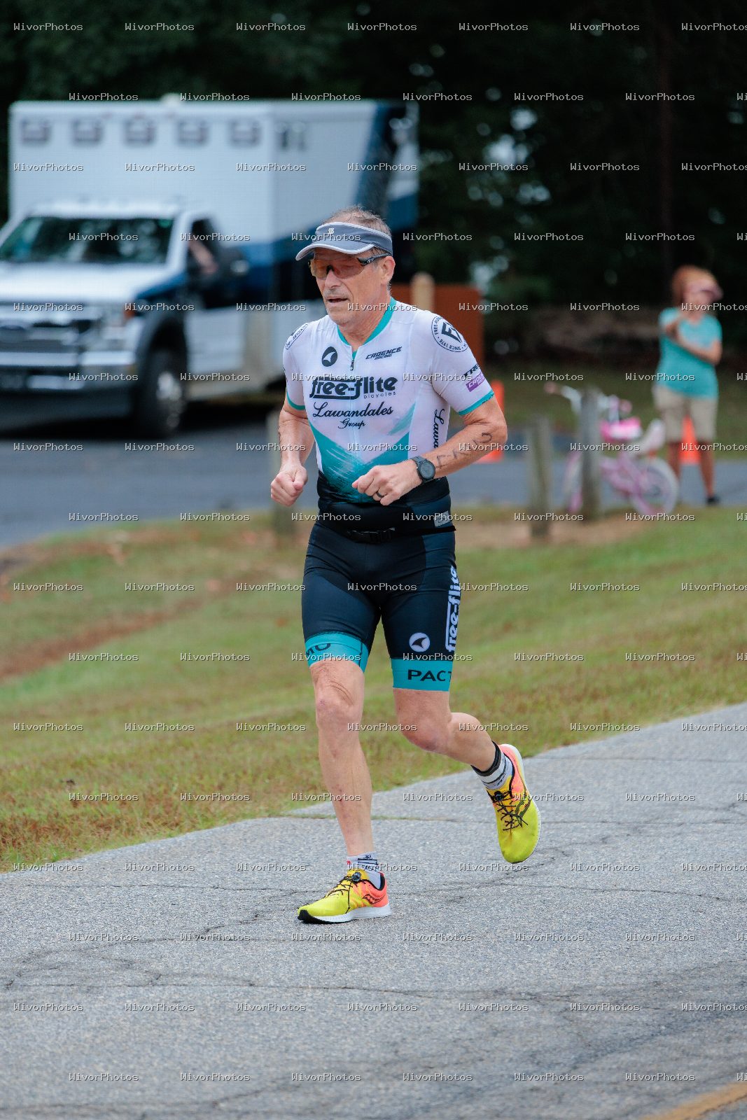 Triathlon photograph at Tugaloo Olympic, Sprint, and Aquabike