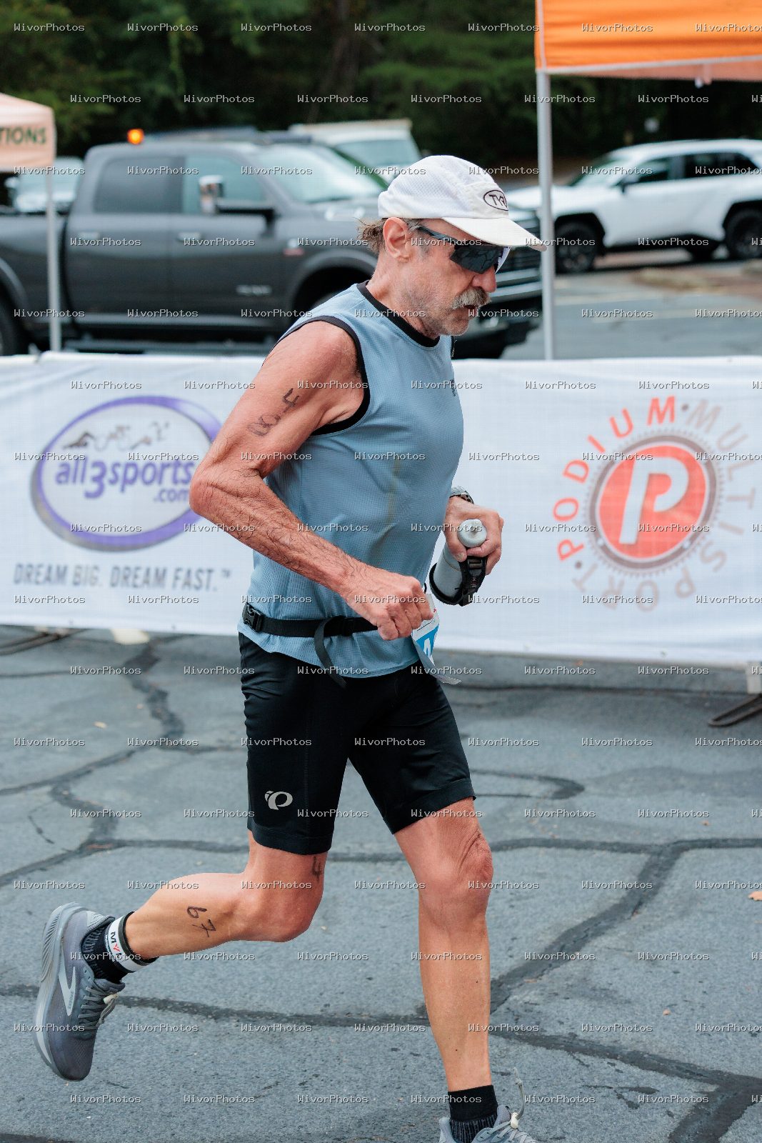 Triathlon photograph at Tugaloo Olympic, Sprint, and Aquabike
