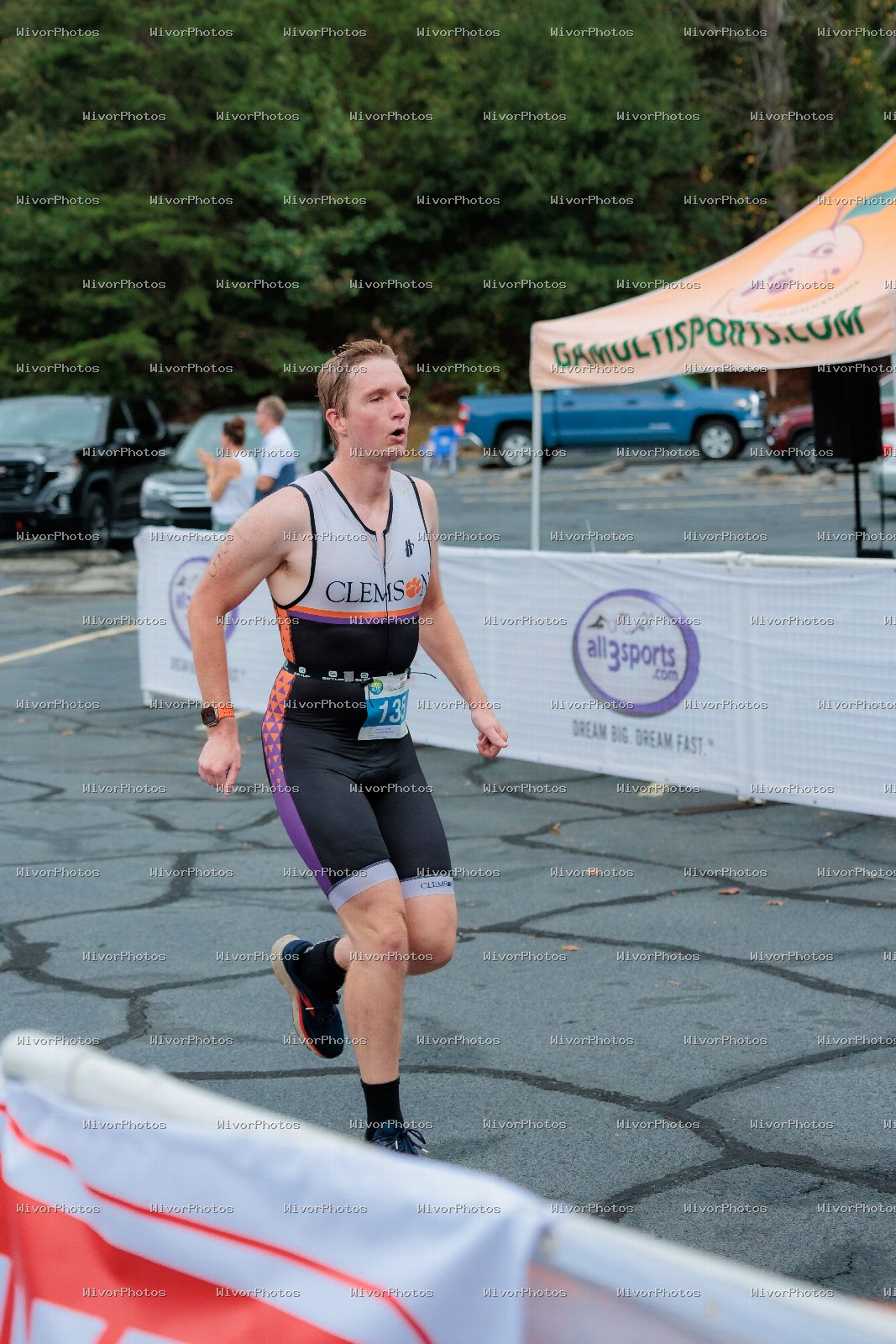 Triathlon photograph at Tugaloo Olympic, Sprint, and Aquabike