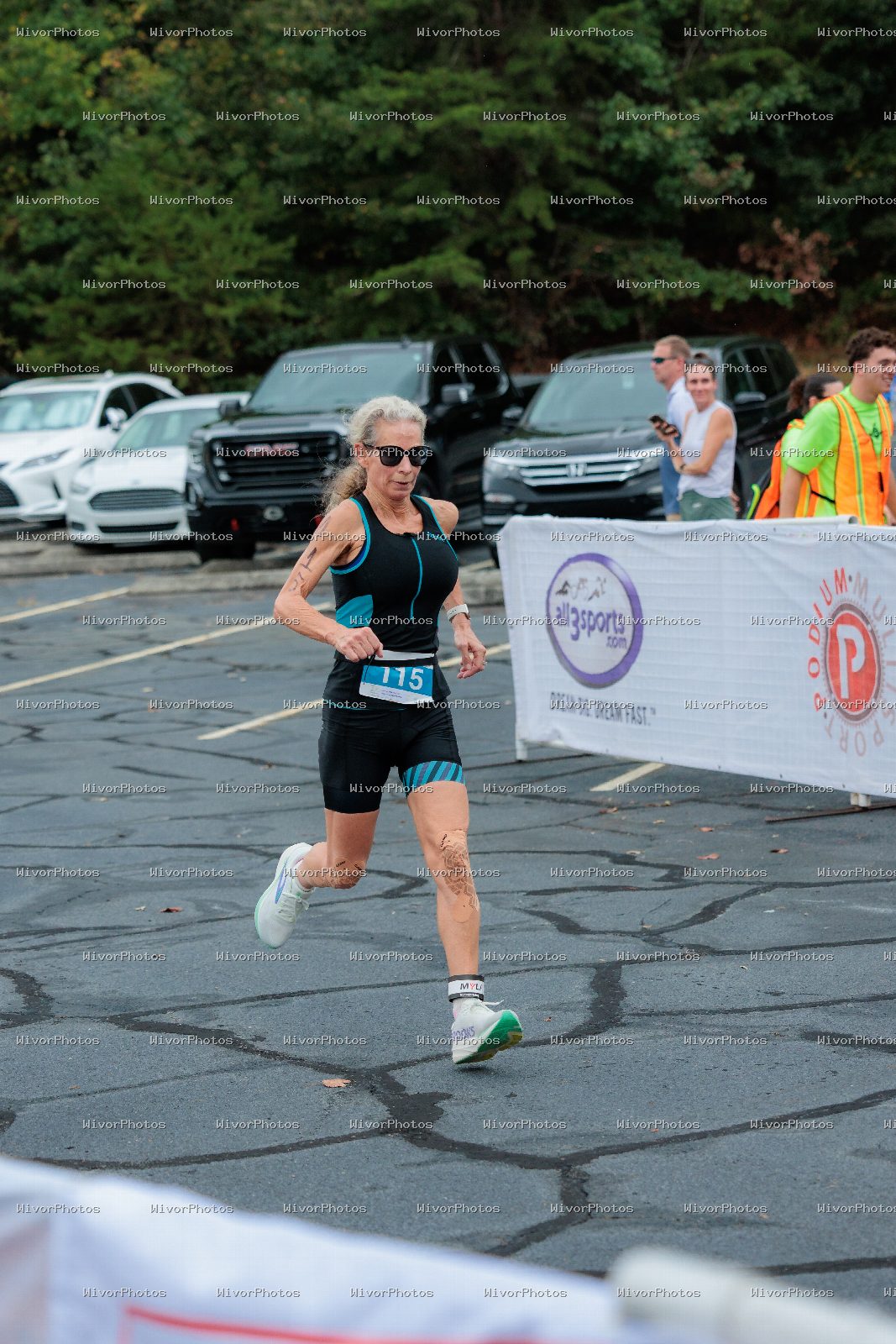 Triathlon photograph at Tugaloo Olympic, Sprint, and Aquabike