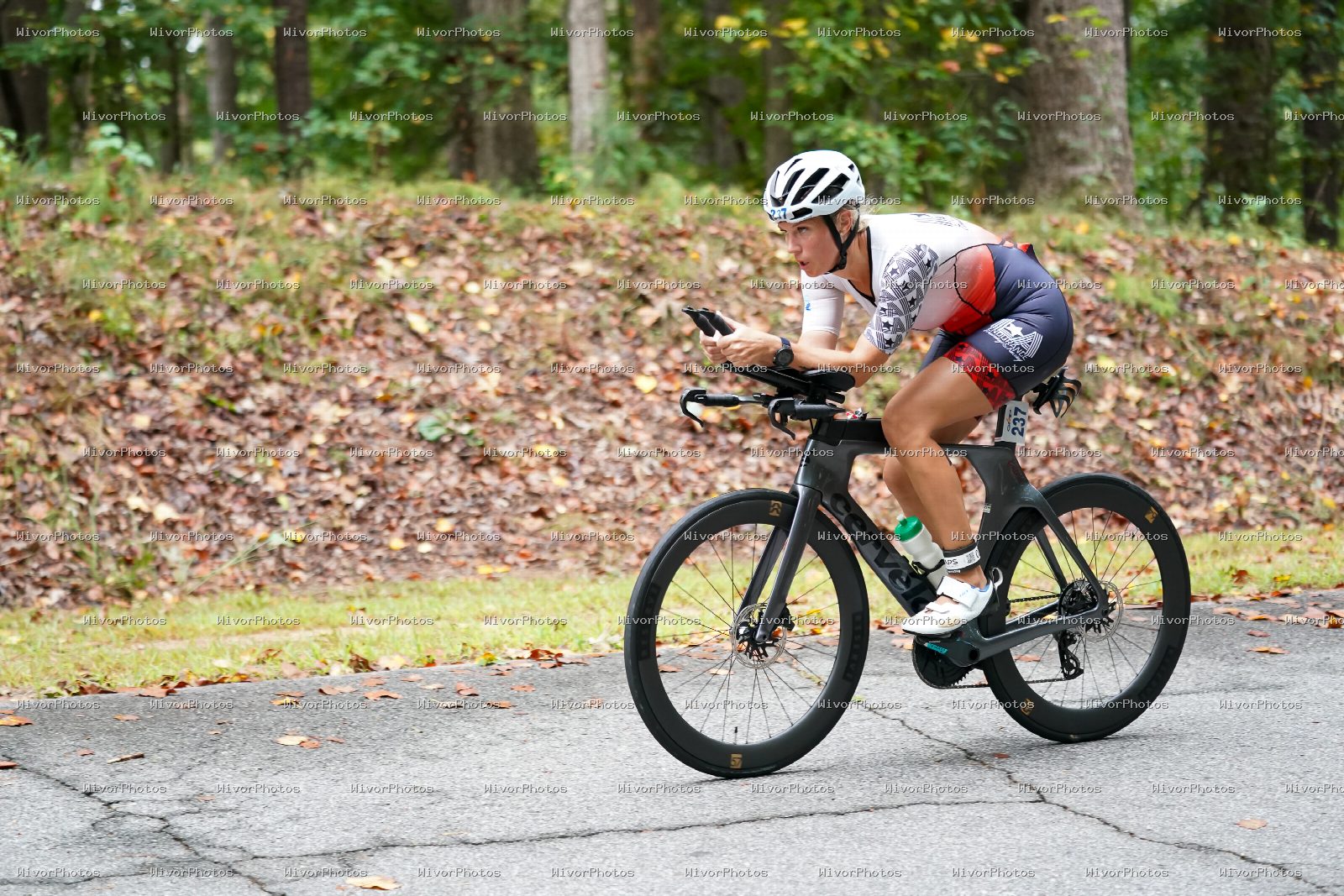 Triathlon photograph at Tugaloo Olympic, Sprint, and Aquabike