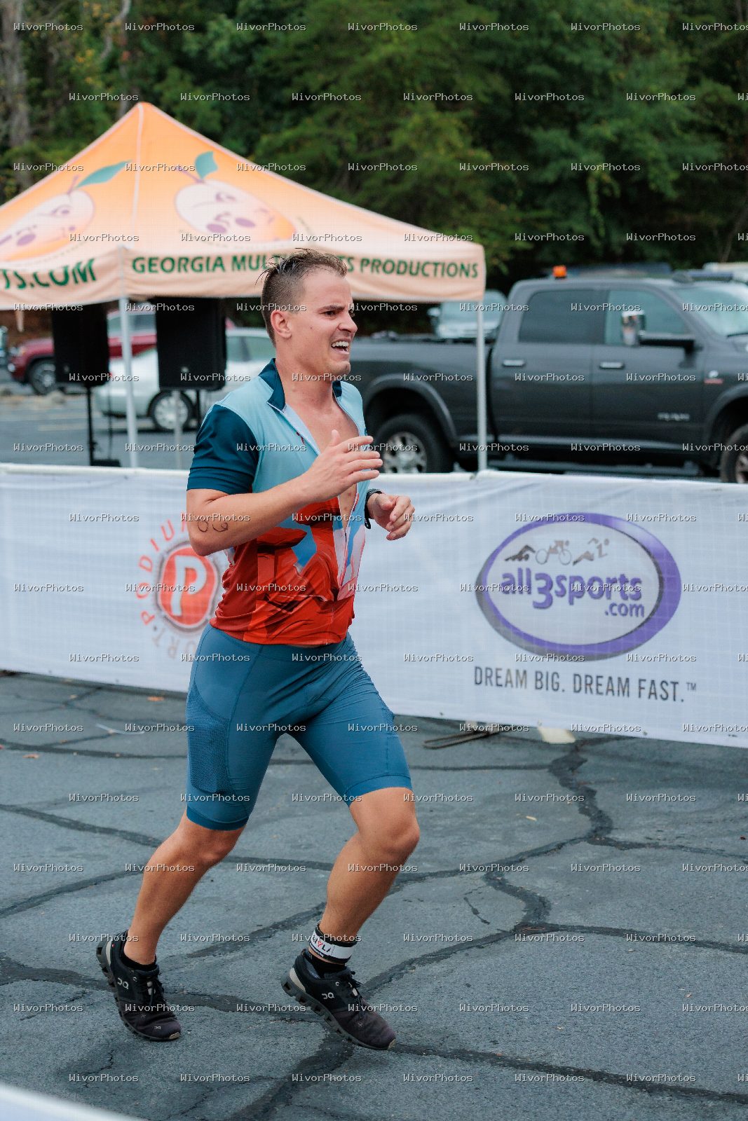 Triathlon photograph at Tugaloo Olympic, Sprint, and Aquabike