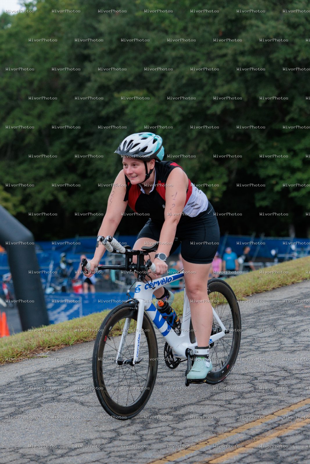 Triathlon photograph at Tugaloo Olympic, Sprint, and Aquabike