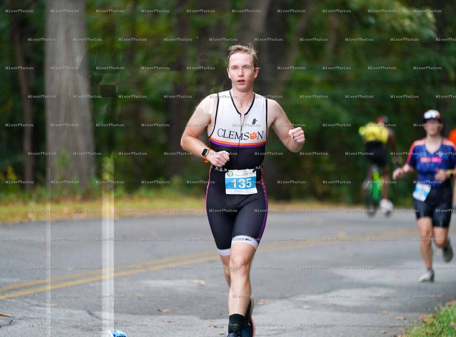 Triathlon photograph at Tugaloo Olympic, Sprint, and Aquabike