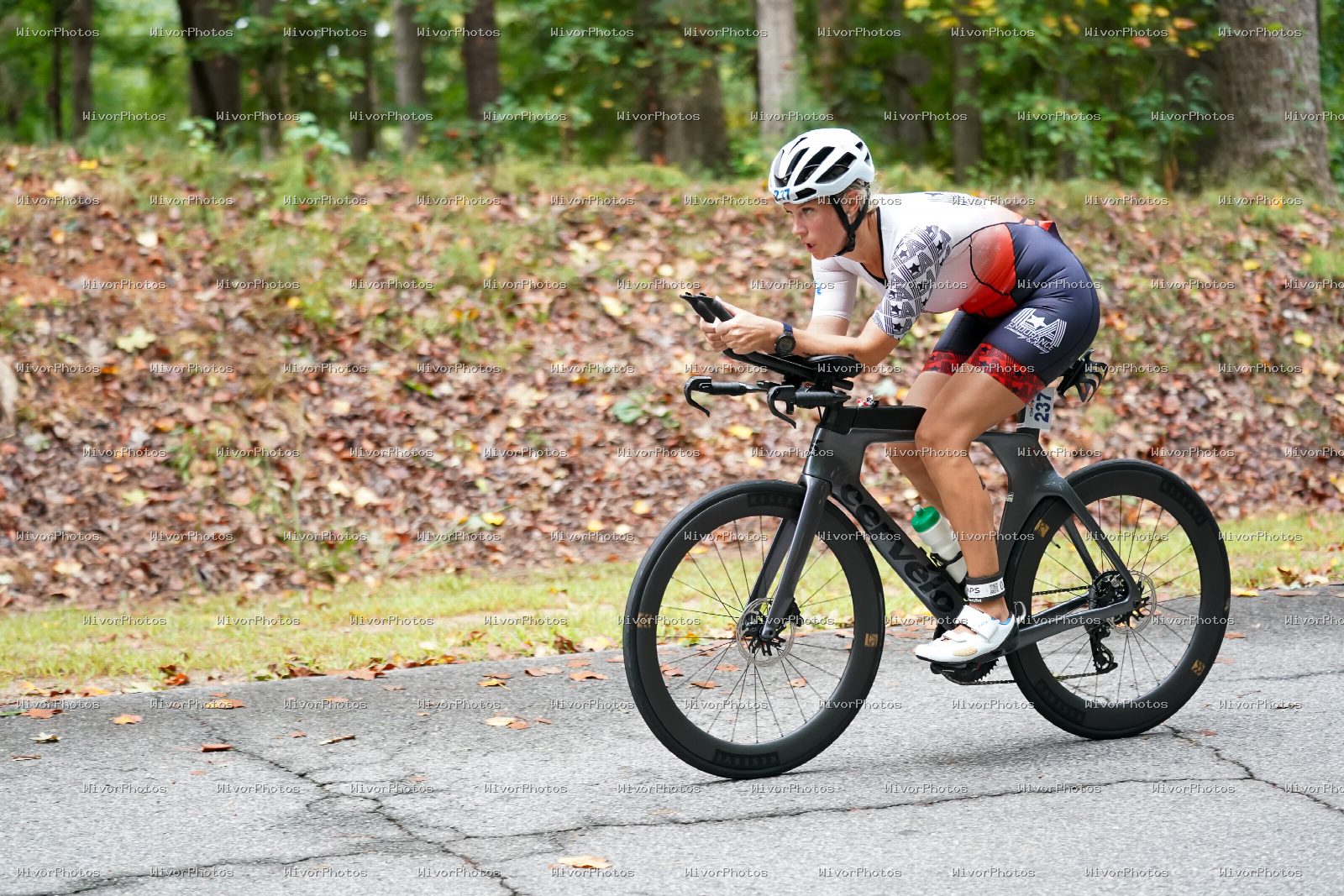 Triathlon photograph at Tugaloo Olympic, Sprint, and Aquabike