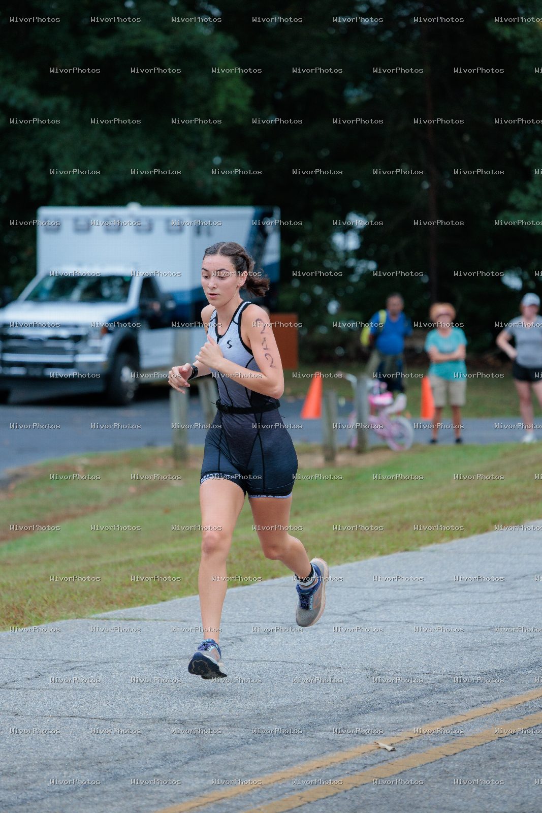 Triathlon photograph at Tugaloo Olympic, Sprint, and Aquabike