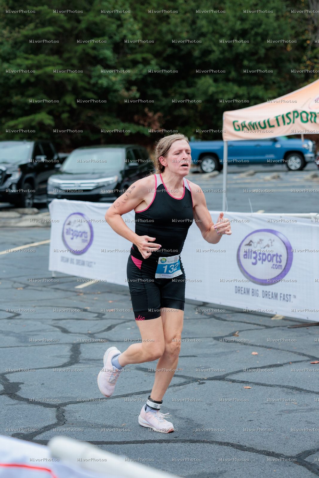 Triathlon photograph at Tugaloo Olympic, Sprint, and Aquabike