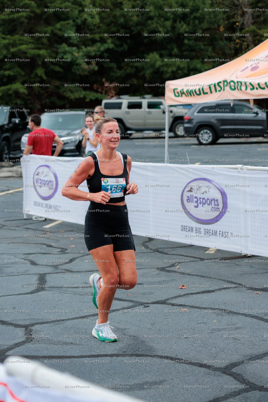 Triathlon photograph at Tugaloo Olympic, Sprint, and Aquabike