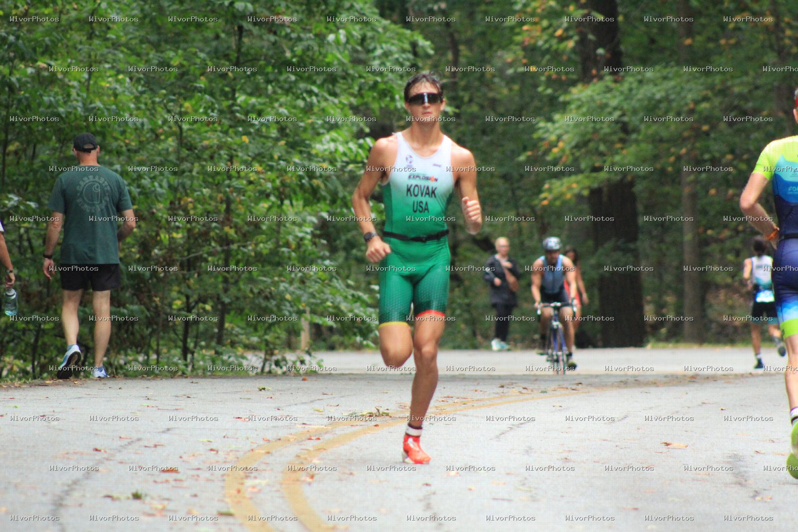 Triathlon photograph at Tugaloo Olympic, Sprint, and Aquabike
