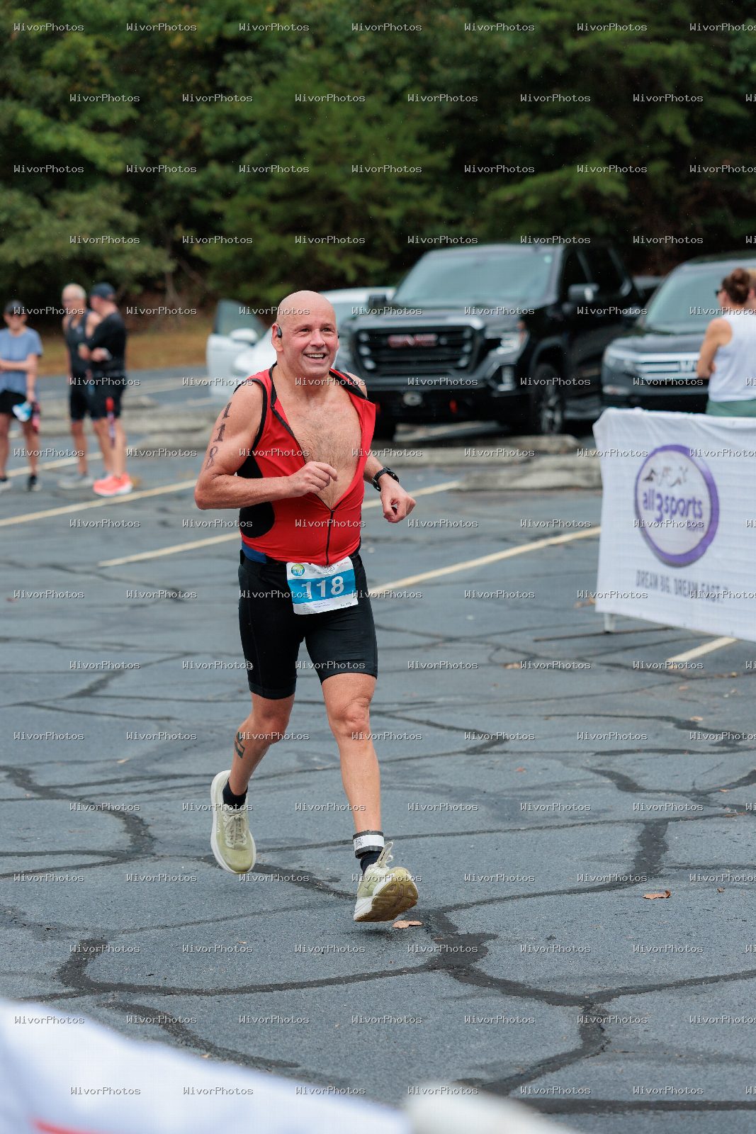 Triathlon photograph at Tugaloo Olympic, Sprint, and Aquabike