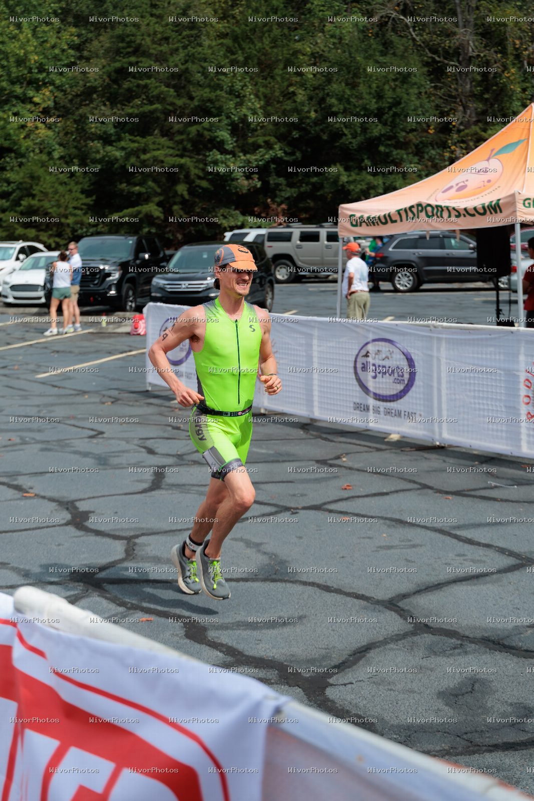 Triathlon photograph at Tugaloo Olympic, Sprint, and Aquabike