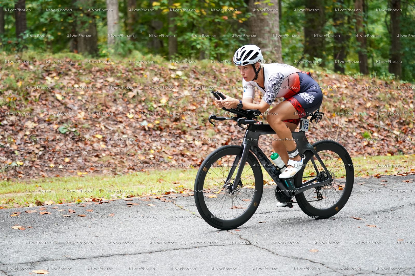 Triathlon photograph at Tugaloo Olympic, Sprint, and Aquabike