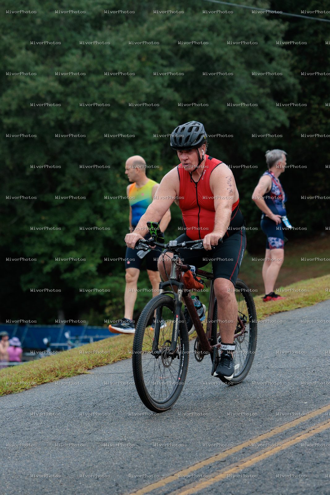 Triathlon photograph at Tugaloo Olympic, Sprint, and Aquabike