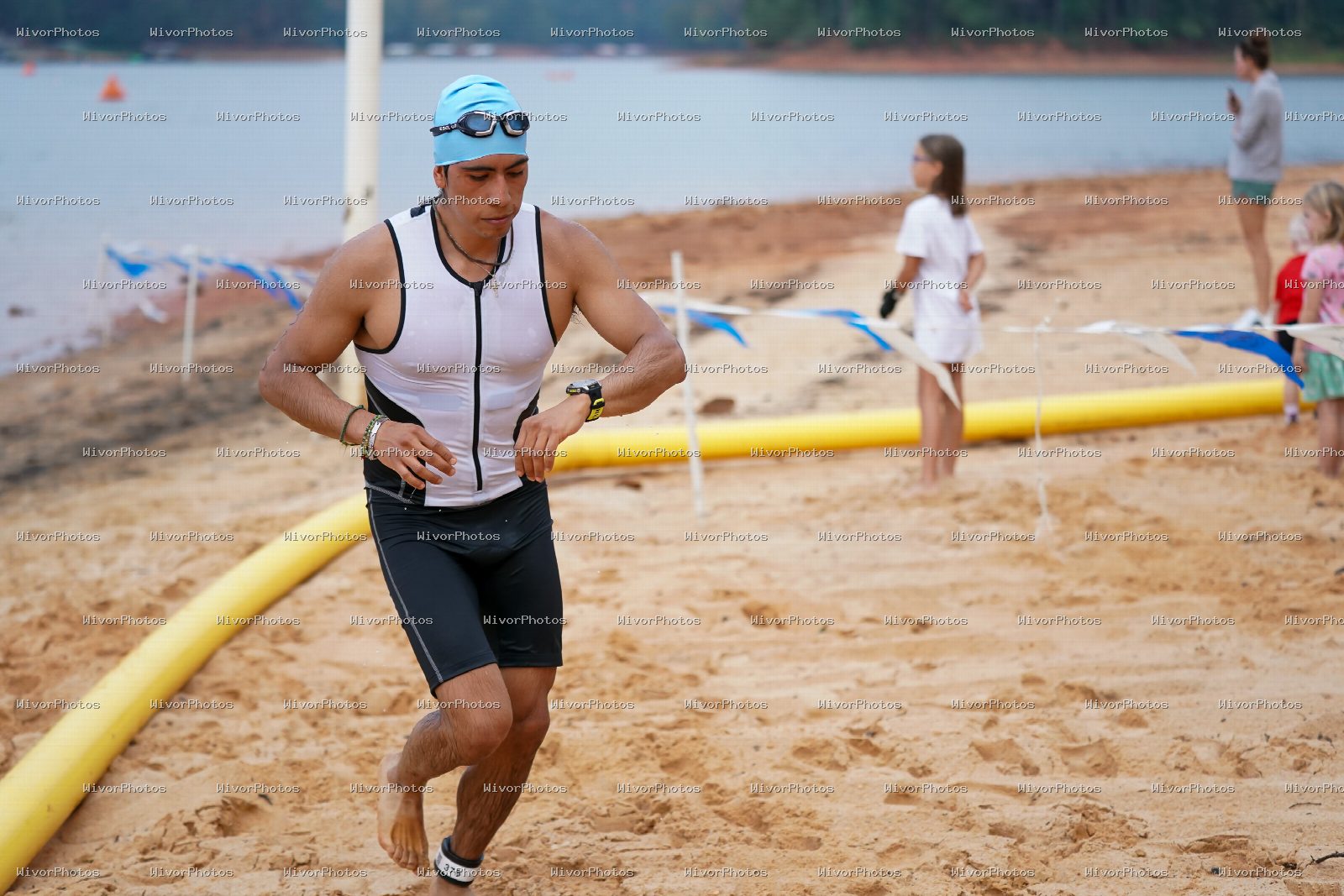 Triathlon photograph at Tugaloo Olympic, Sprint, and Aquabike