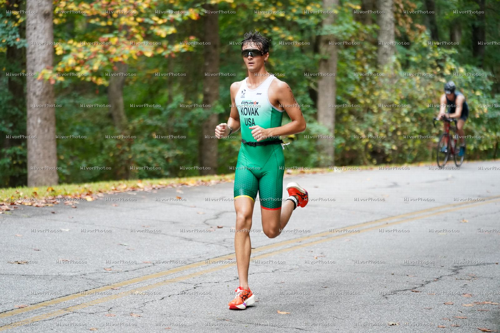 Triathlon photograph at Tugaloo Olympic, Sprint, and Aquabike