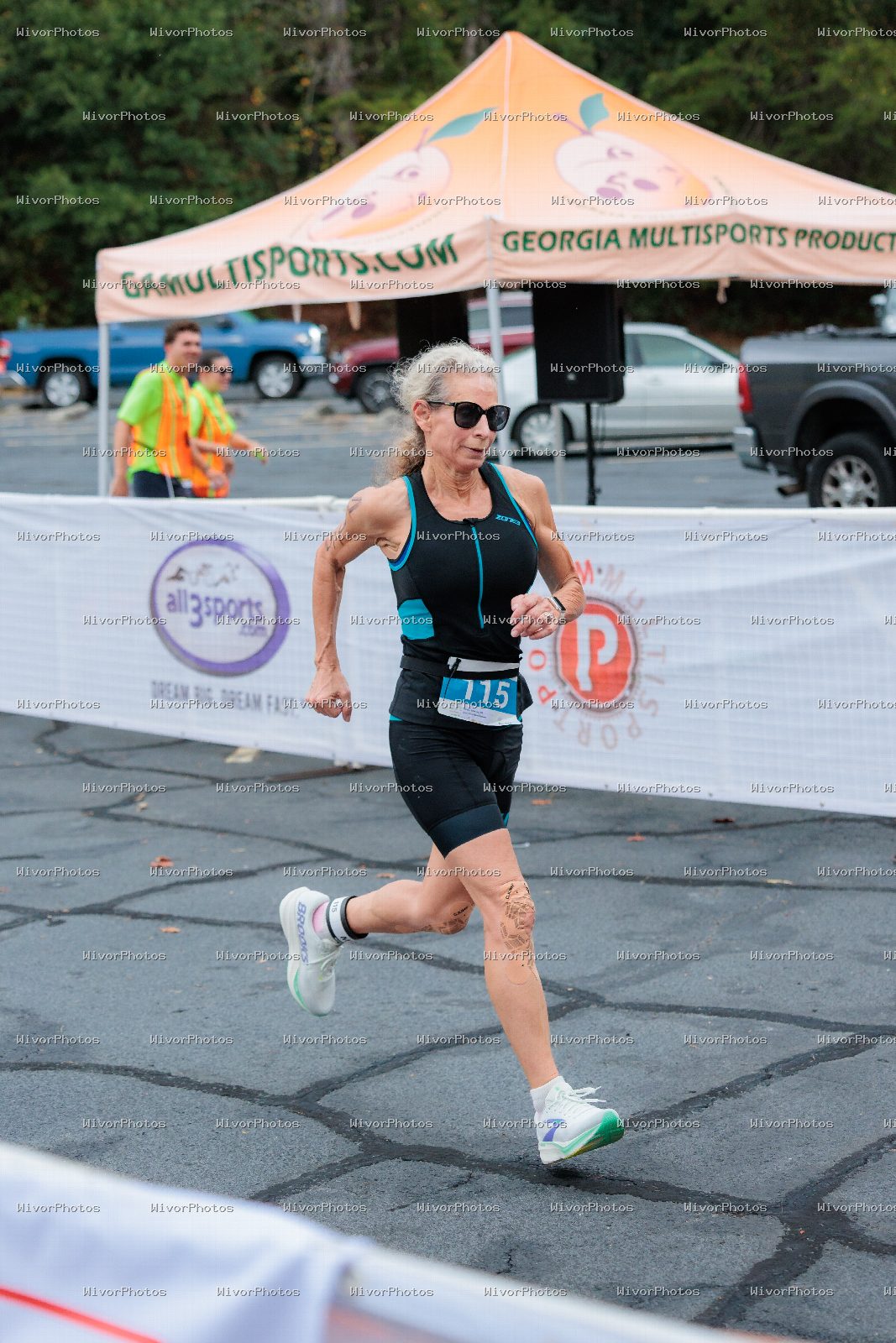 Triathlon photograph at Tugaloo Olympic, Sprint, and Aquabike
