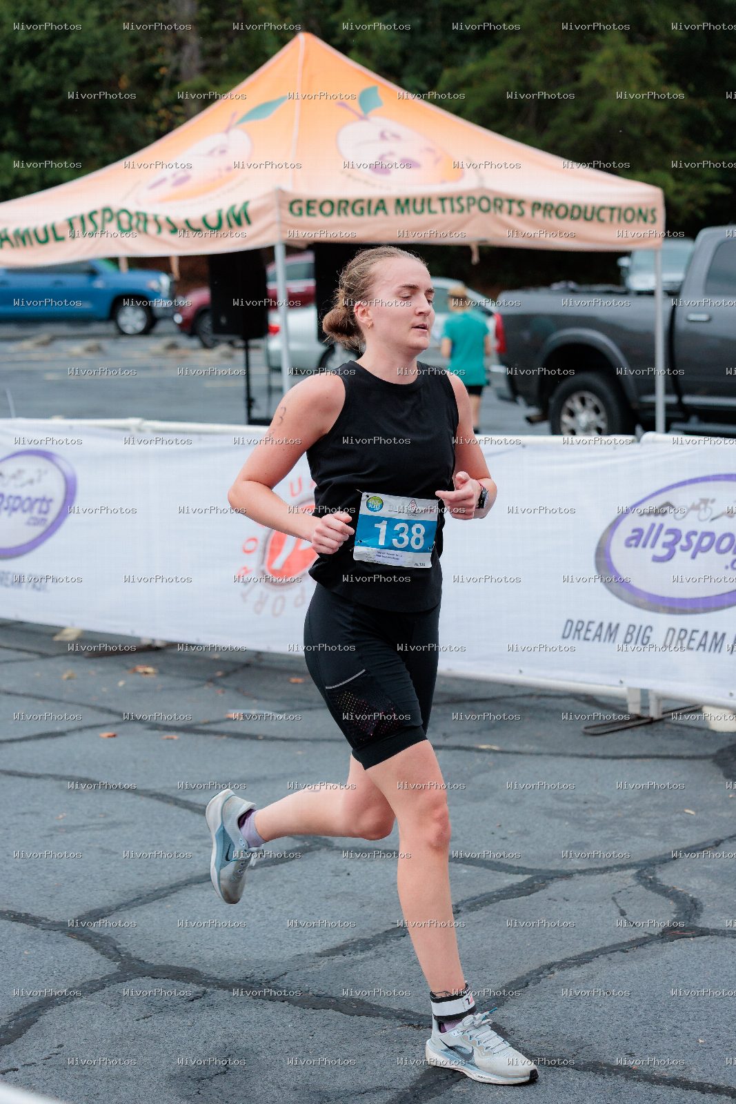 Triathlon photograph at Tugaloo Olympic, Sprint, and Aquabike